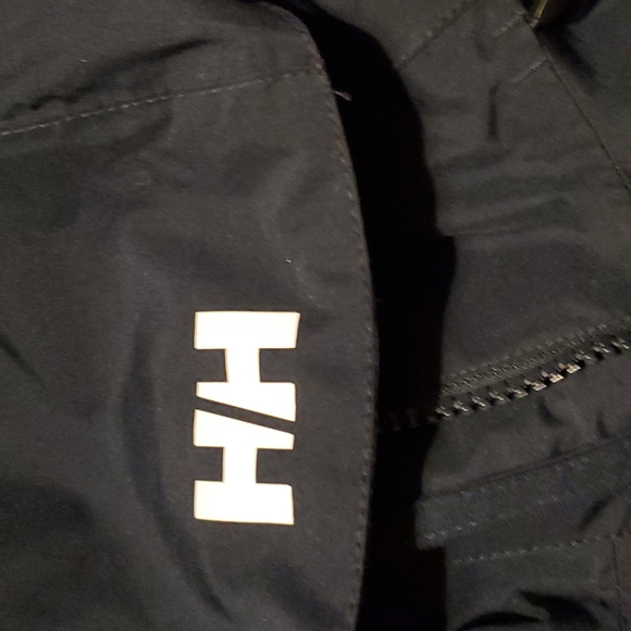 HELLY HASEN Rain Jacket Brand New XS Beautiful ๐ - Picture 4 of 13